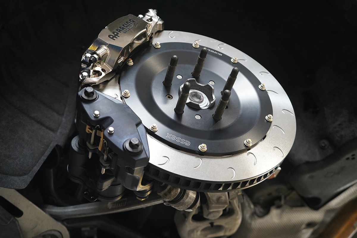 bmw_g80_g87_rear_kit_installed_epb_enp_resized_3.jpg