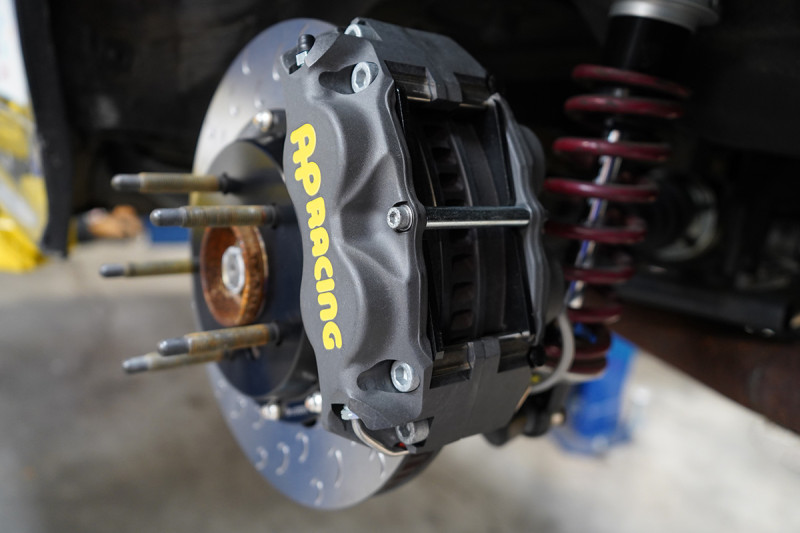 e36_m3_cp8350_rear_kit_angle_caliper_1201.jpg